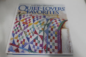 Better Homes and Gardens Quilt-Lovers' Favorites Volume 9 [Spiral-bound]