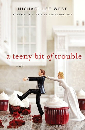 A Teeny Bit of Trouble (Teeny Templeton Mysteries)