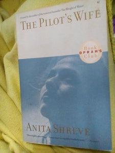 The Pilot's Wife: A Novel